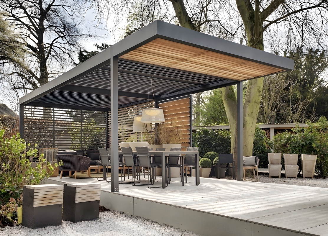 Односкатный автонавес из поликарбоната в стиле хай-тек для автомобиля с закрытыми боковинами